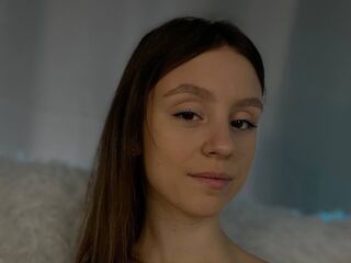 JuneMills's Watch live cam shows Profile Image